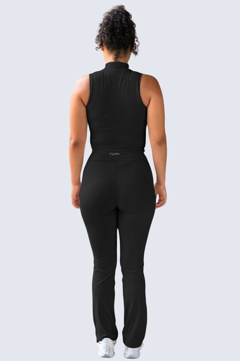 Rumi Earth - W SunRib Fit Joggers Open + Zip - Black - R124150BKP - Bottoms